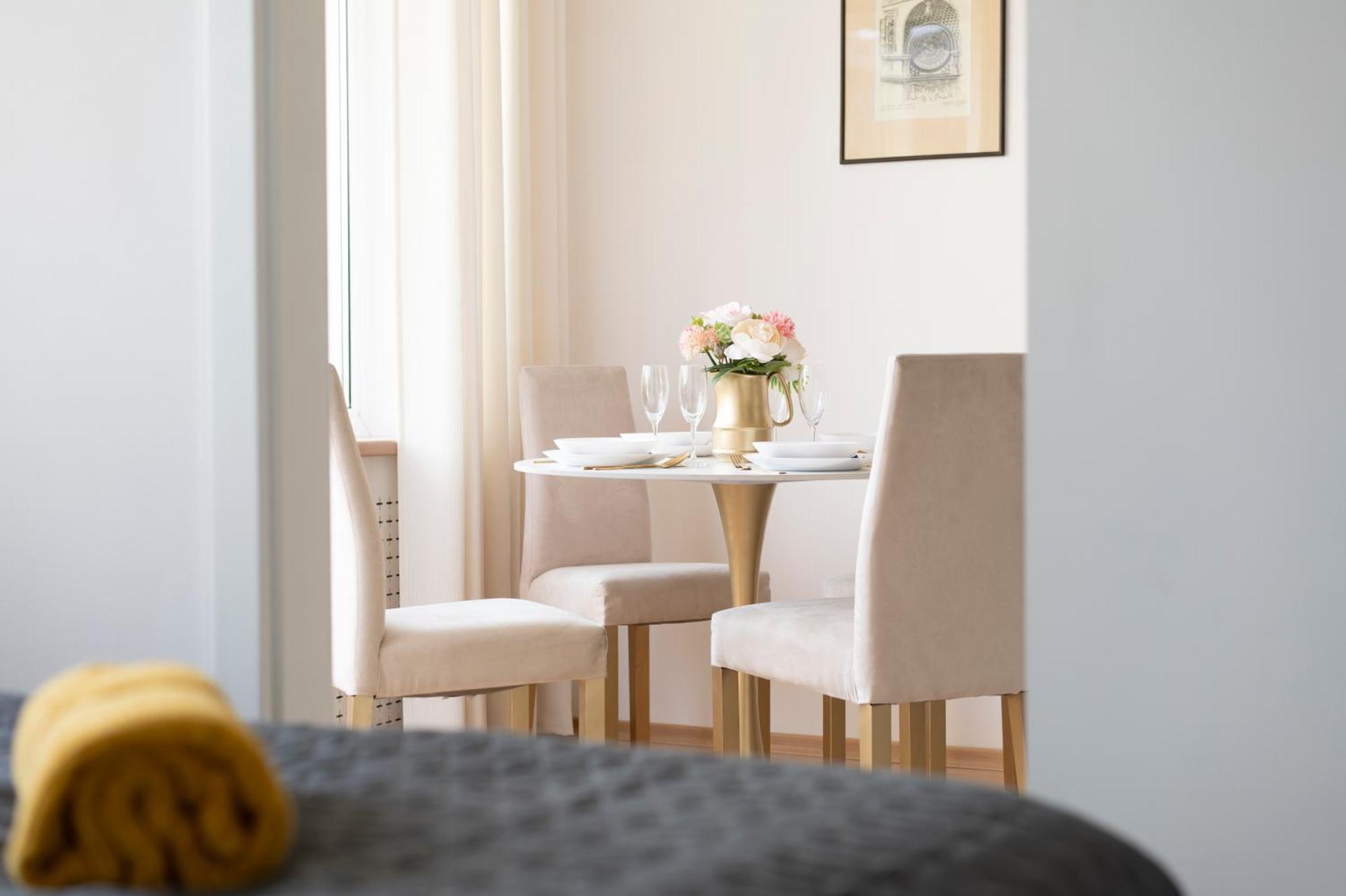 ורשה Greenpoint Hoza Apartment מראה חיצוני תמונה