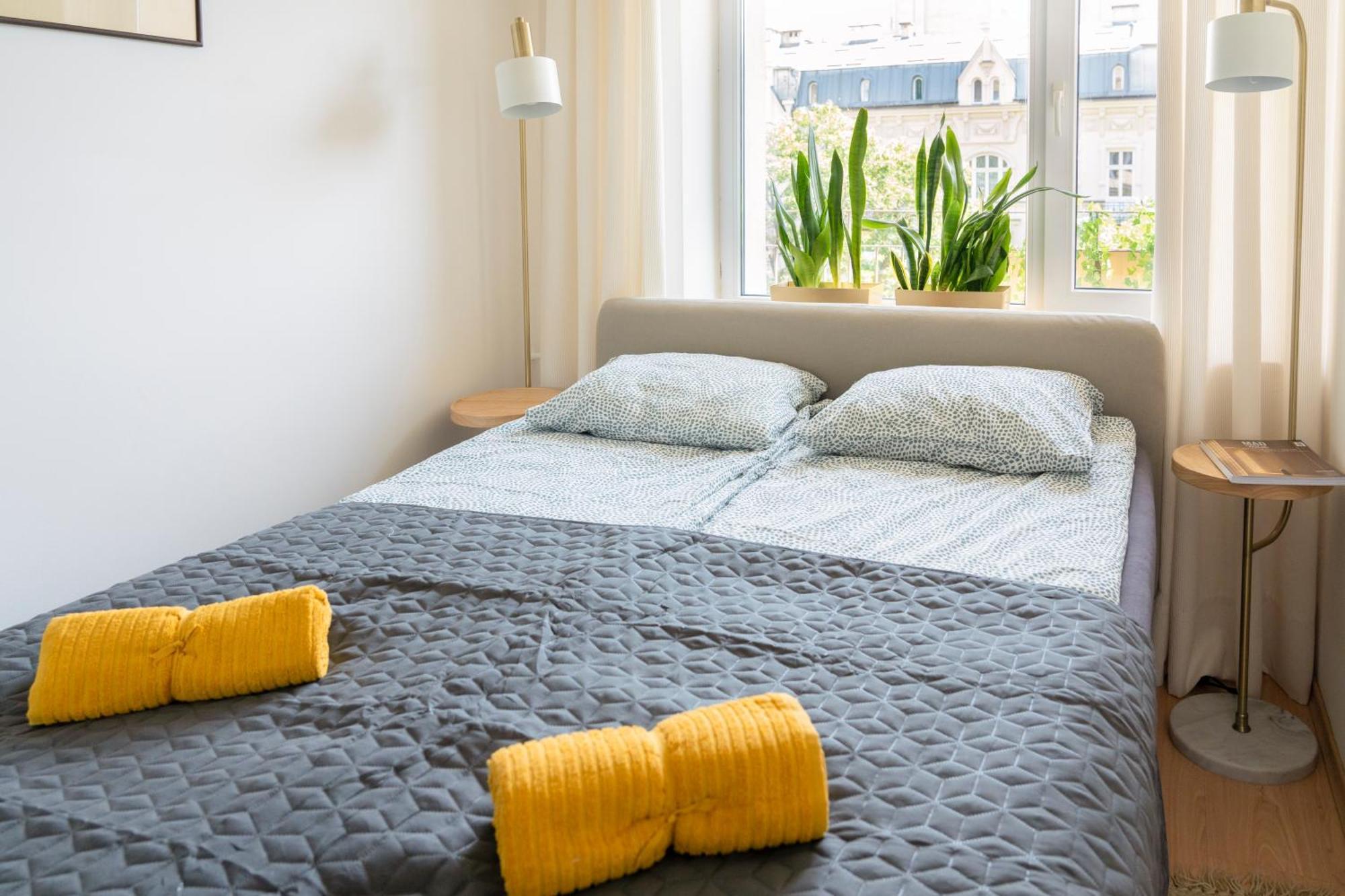 ורשה Greenpoint Hoza Apartment מראה חיצוני תמונה